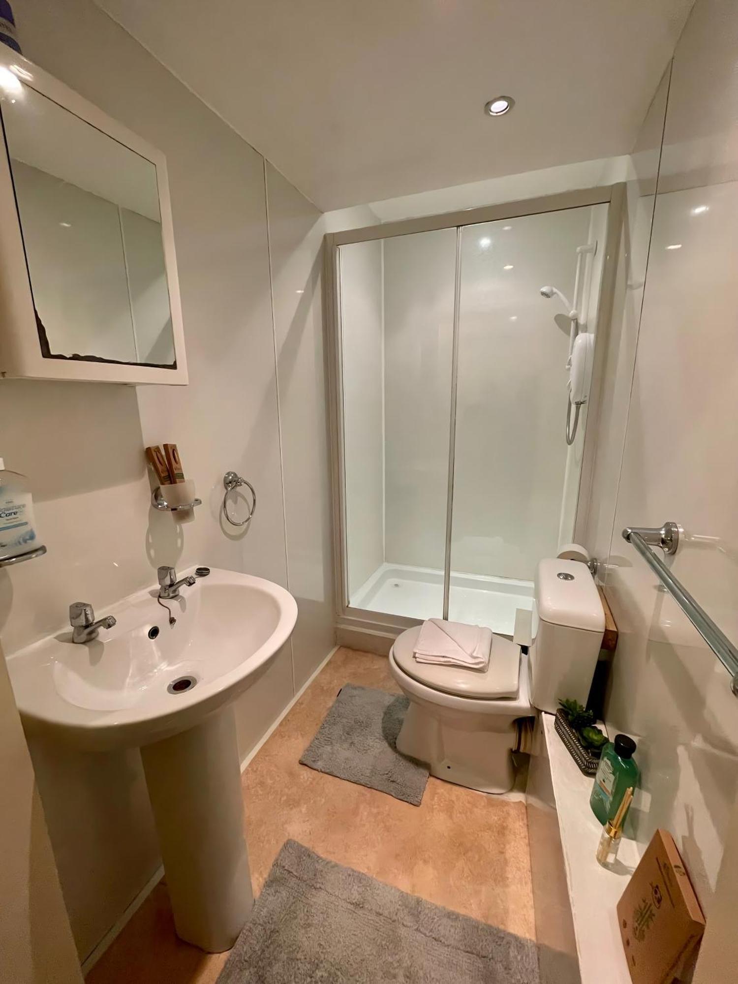 Comfy 2 Bedroom Flat Near Edinburgh City Center Extérieur photo